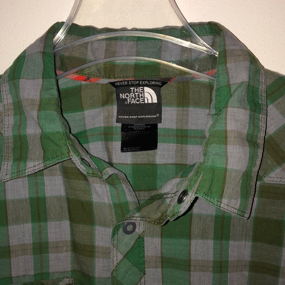 The North Face short sleeve BD size Small